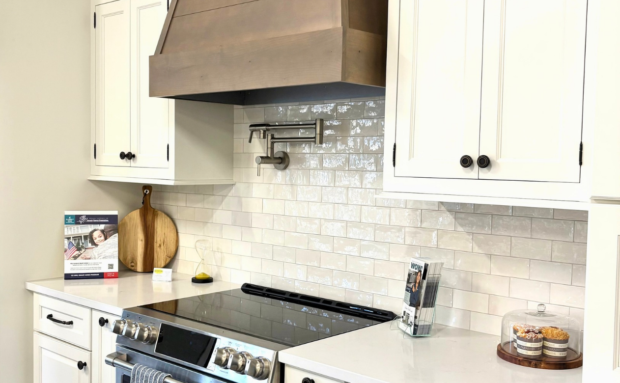 Kitchen display with cream backsplash tile in Putnam, CT