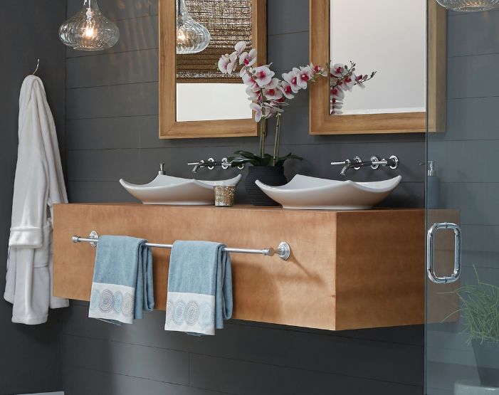 Sinks in a bathroom display at NEFK Kiba Studios